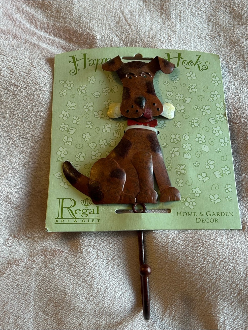 Happy Hooks vintage brown spotted dog with bone indoor/outdoor wall mount hook